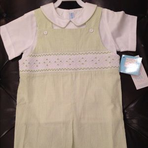 NWT 4t Gorgeous, Pale Lime Green outfit!💙